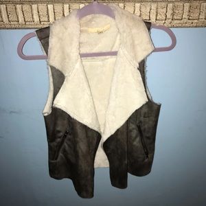 ❌sold❌ Suede fur vest